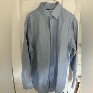 Charles Tyrhitt classic Fit Sky Blue Non-Iron Herringbone Shirt